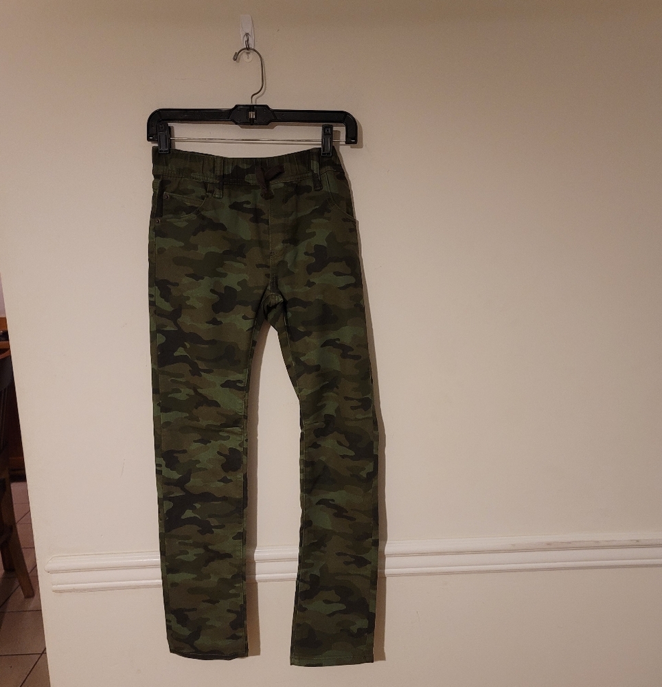 Boys Camo Pants 💚